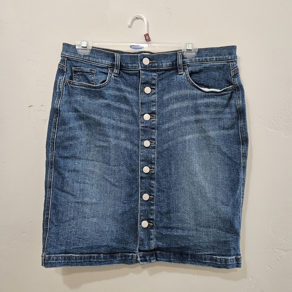 Ann taylor LOFT outlet Petite blue denim skirt  size 12